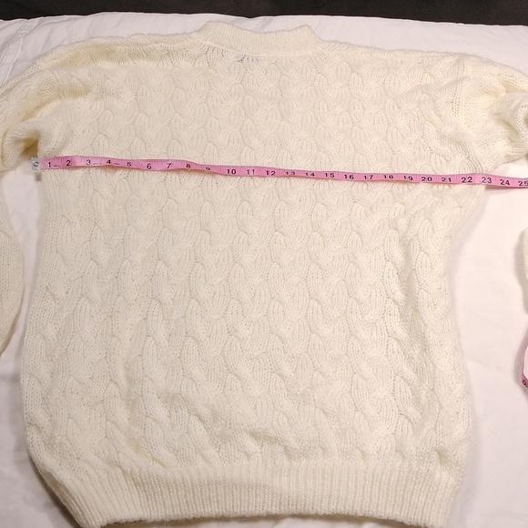 Gitano women's large sized v-neck sweater - Picture 10 of 12